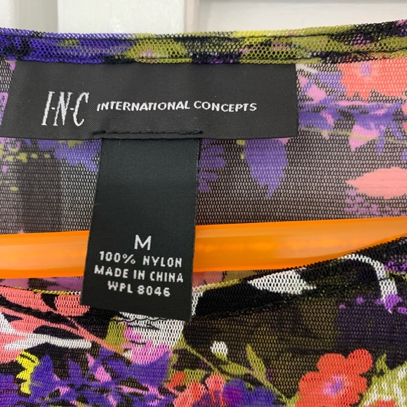 I.N.C. Sleeveless Flower Mesh Top Size M - Picture 3 of 6